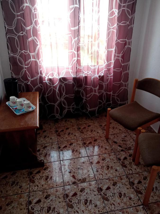 Hotel Casa Iuliana Subcetate  Zewnętrze zdjęcie