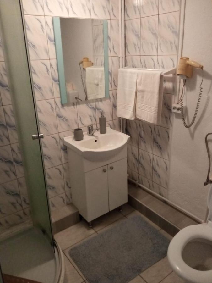 Hotel Casa Iuliana Subcetate  Zewnętrze zdjęcie